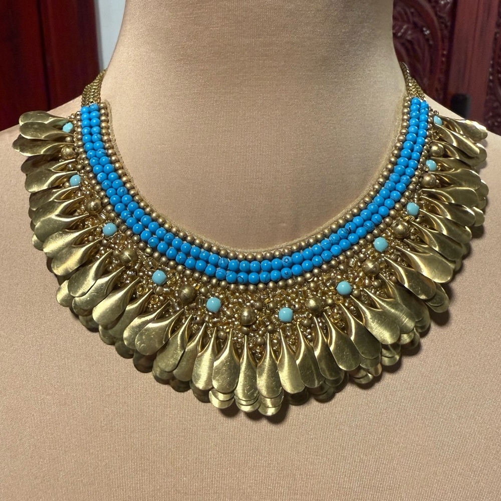 Stella & Dot statement necklace
